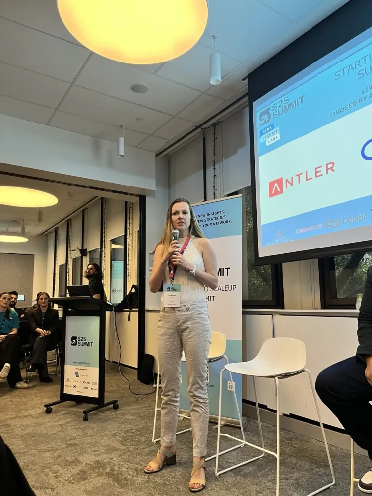 Anna Korol speaking at the S2S Startup to Scaleup Summit in Sydney